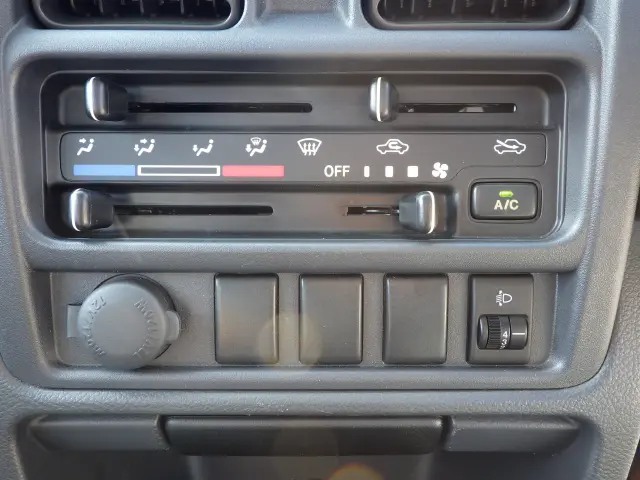 スズキ キャリイ EBD-DA16T(2WD)の写真11