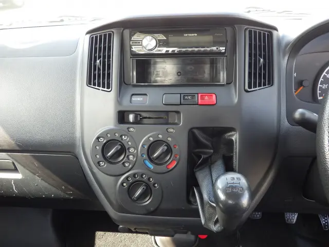 トヨタ タウンエーストラック DBF-S402U(2WD)の写真9