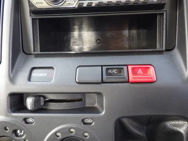 トヨタ タウンエーストラック DBF-S402U(2WD)の写真11