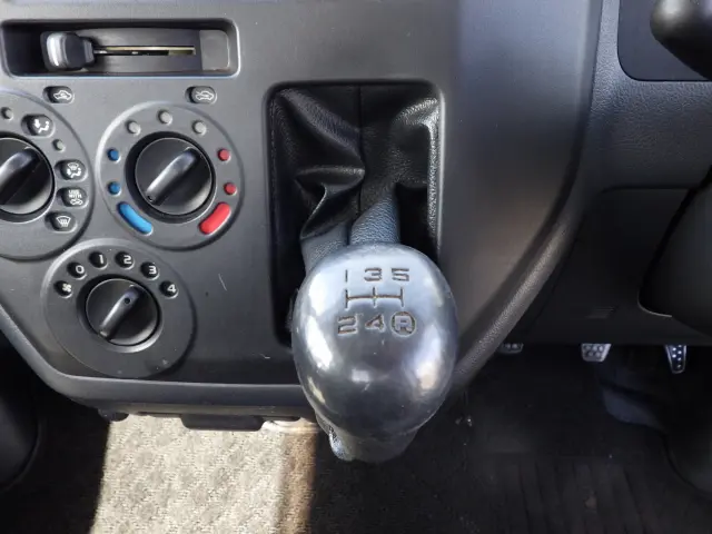 トヨタ タウンエーストラック DBF-S402U(2WD)の写真13