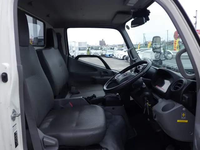 トヨタ ダイナ 2RG-XZU605(2WD)の写真7