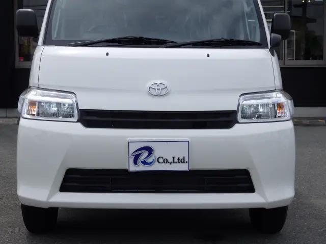 トヨタ タウンエースバン 5BF-S403M(2WD)の写真3