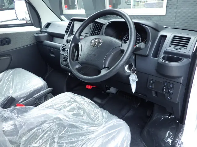トヨタ タウンエースバン 5BF-S403M(2WD)の写真11