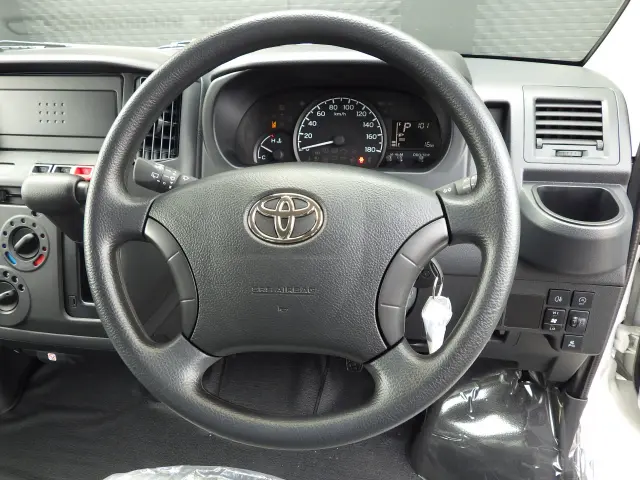 トヨタ タウンエースバン 5BF-S403M(2WD)の写真12