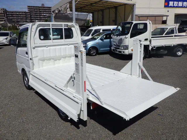 スズキ キャリイ EBD-DA16T(2WD)の写真19