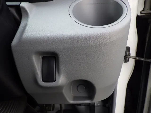 日野 デュトロ 2RG-XZU605M(2WD)の写真15