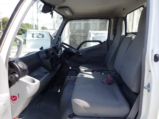 トヨタ ダイナ TPG-XZU605(2WD)の写真8