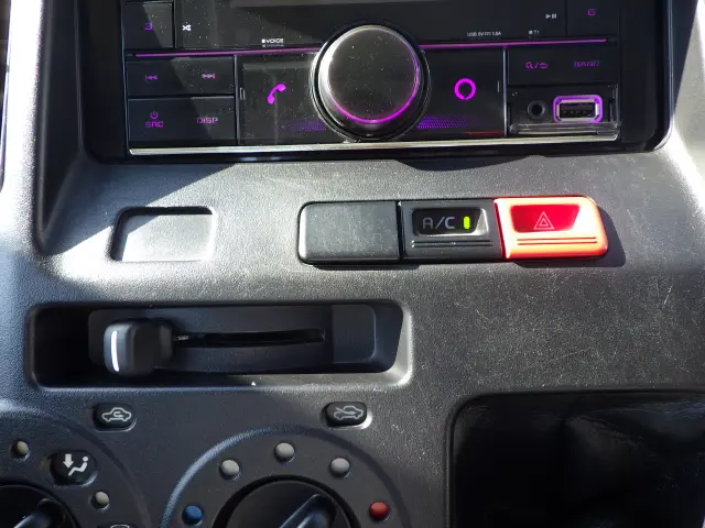 マツダ ボンゴトラック 5BF-S403F(2WD)の写真12