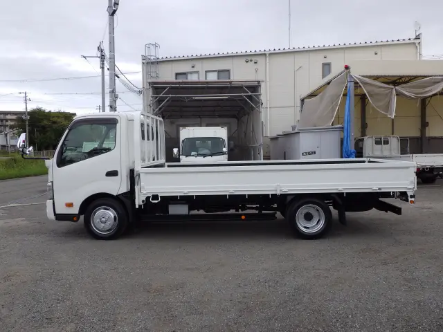 日野 デュトロ 2RG-XZU710M(2WD)の写真3