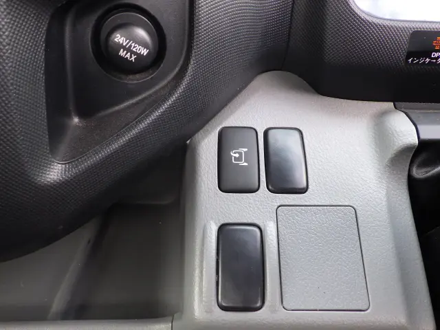 日野 デュトロ 2RG-XZU710M(2WD)の写真14