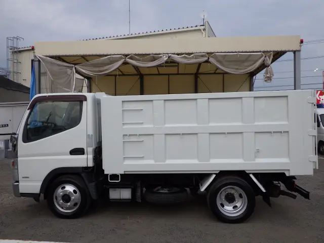 三菱 キャンター TKG-FBA60(2WD)の写真4