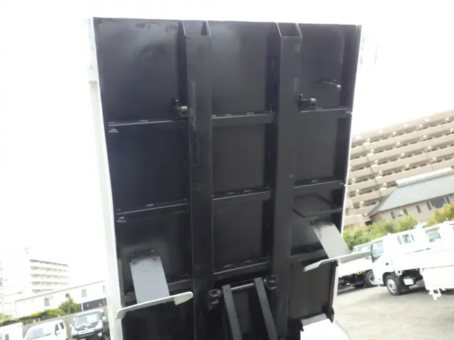 三菱 キャンター TKG-FBA60(2WD)の写真21