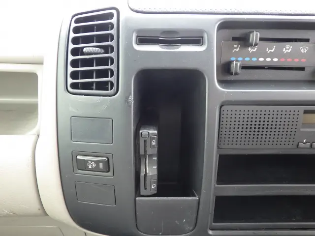 トヨタ トヨエース QDF-KDY231(2WD)の写真13