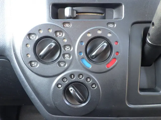 トヨタ タウンエーストラック DBF-S402U(2WD)の写真12