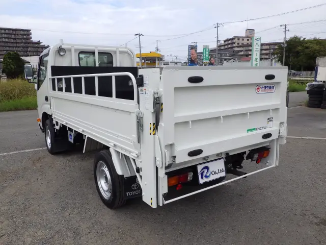 トヨタ ダイナ ABF-TRY230(2WD)の写真2