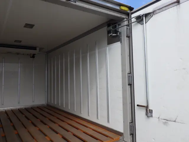 トヨタ トヨエース QDF-KDY231(2WD)の写真22