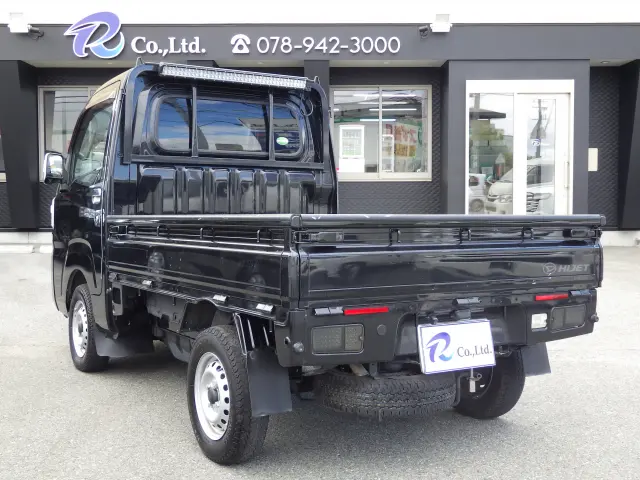 ダイハツ ハイゼットトラック EBD-S500P(2WD)の写真2