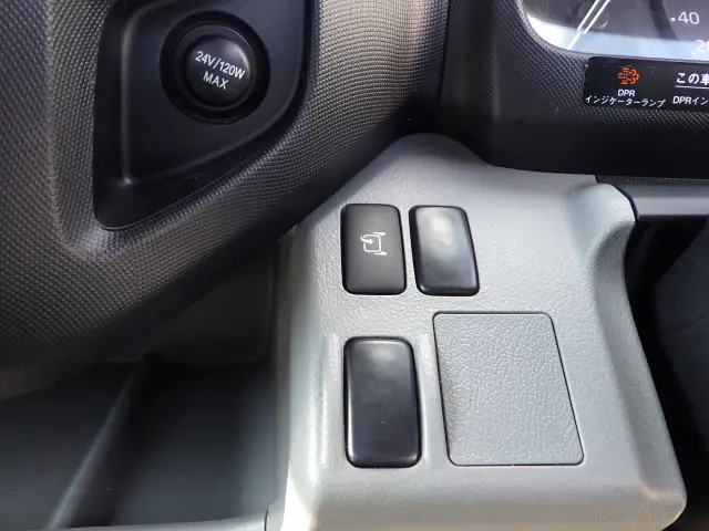 日野 デュトロ 2RG-XZU710M(2WD)の写真13