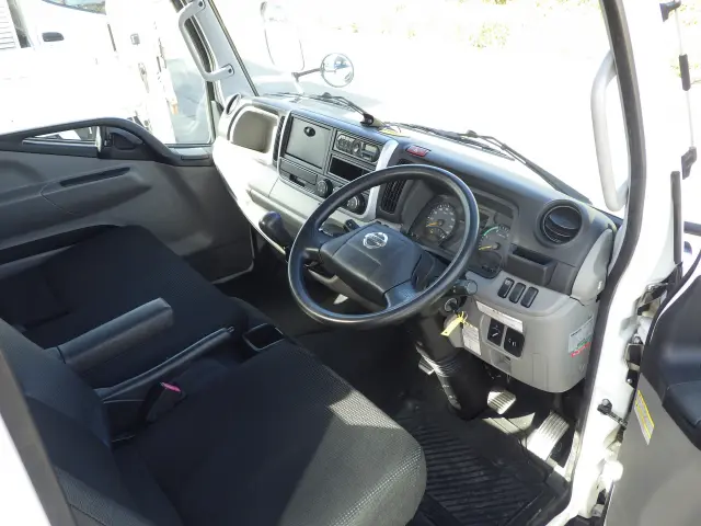 日産 アトラス TRG-FBA5W(2WD)の写真6