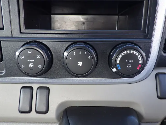 日産 アトラス TRG-FBA5W(2WD)の写真11