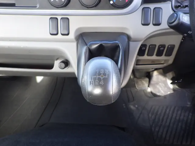 日産 アトラス TRG-FBA5W(2WD)の写真16