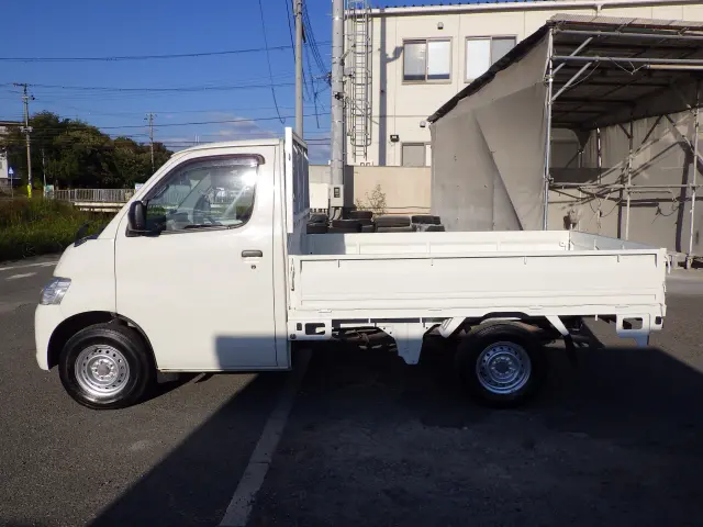 トヨタ タウンエーストラック DBF-S402U(2WD)の写真3