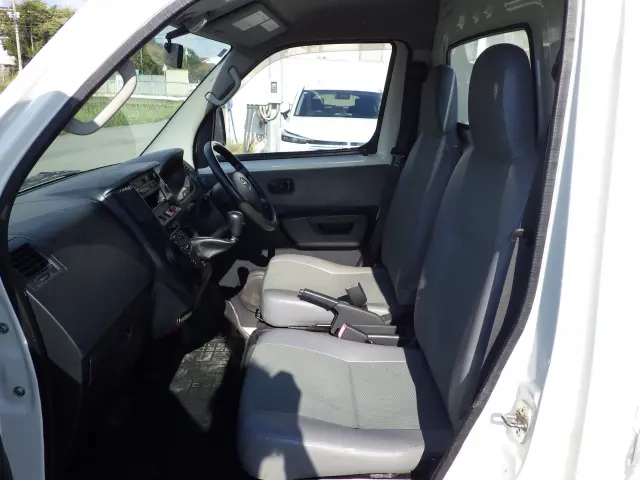 トヨタ ライトエーストラック DBF-S402U(2WD)の写真8