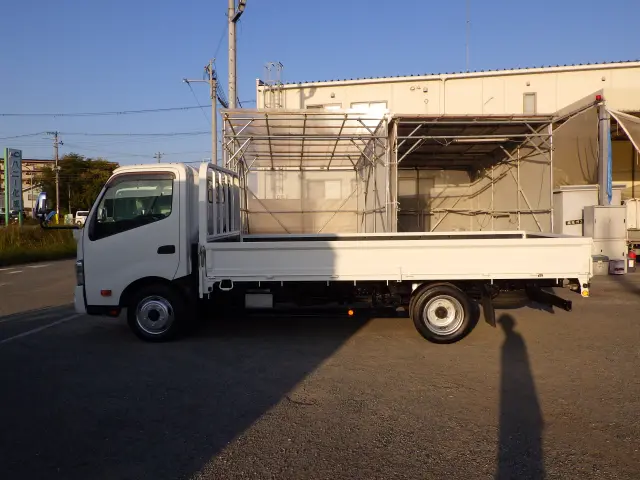 日野 デュトロ 2RG-XZU710M(2WD)の写真3