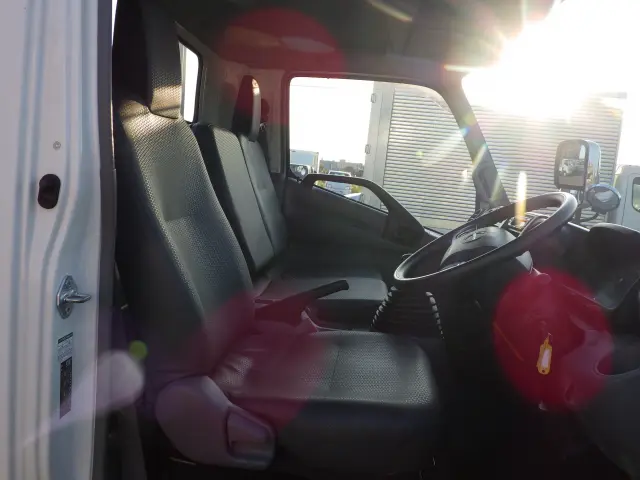 日野 デュトロ 2RG-XZU710M(2WD)の写真7