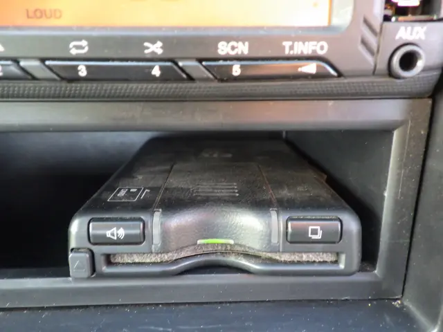 日野 デュトロ 2RG-XZU710M(2WD)の写真11