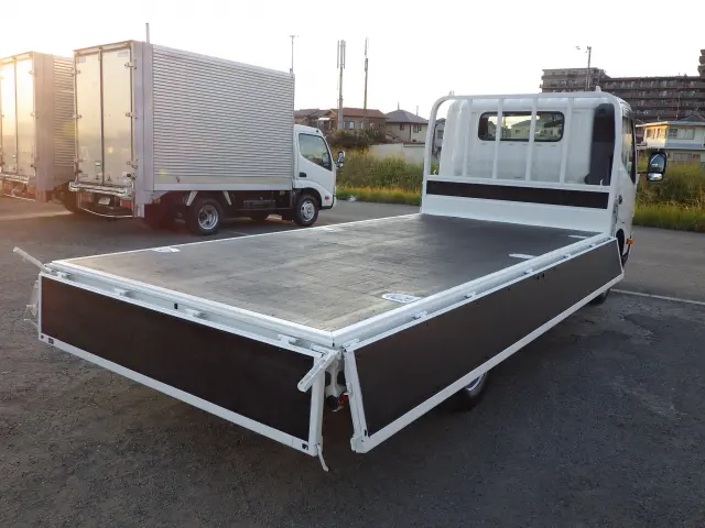 日野 デュトロ 2RG-XZU710M(2WD)の写真27