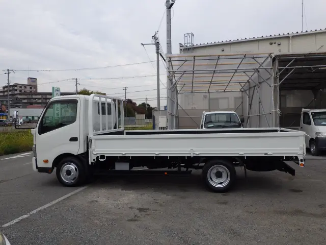 日野 デュトロ 2RG-XZU710M(2WD)の写真3