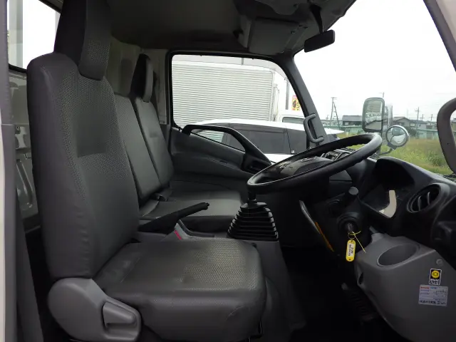 日野 デュトロ 2RG-XZU710M(2WD)の写真7