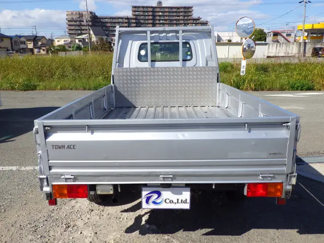 トヨタ タウンエーストラック DBF-S402U(2WD)の写真5