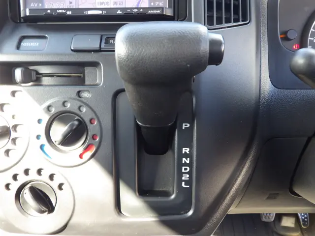 トヨタ タウンエーストラック DBF-S402U(2WD)の写真13