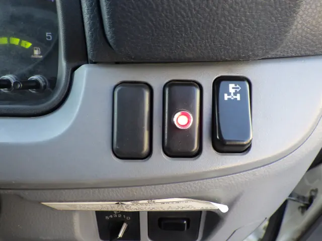 三菱 キャンター TKG-FEA50(2WD)の写真13