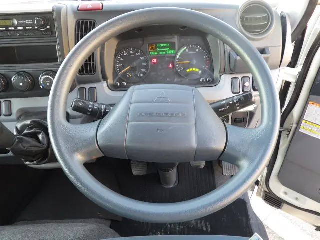 三菱 キャンター TKG-FEA50(2WD)の写真16