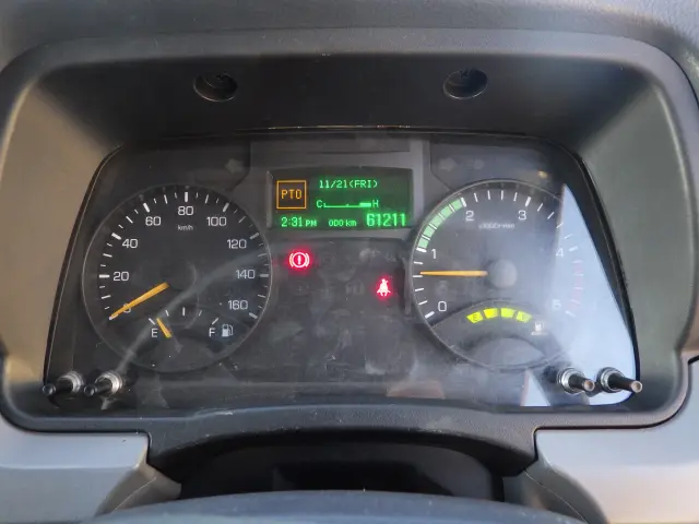 三菱 キャンター TKG-FEA50(2WD)の写真17