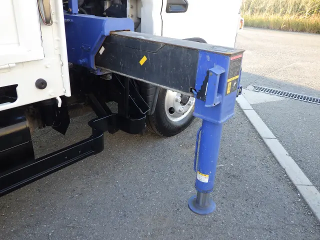 三菱 キャンター TKG-FEA50(2WD)の写真24