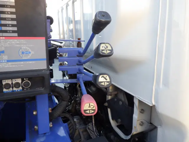 三菱 キャンター TKG-FEA50(2WD)の写真26