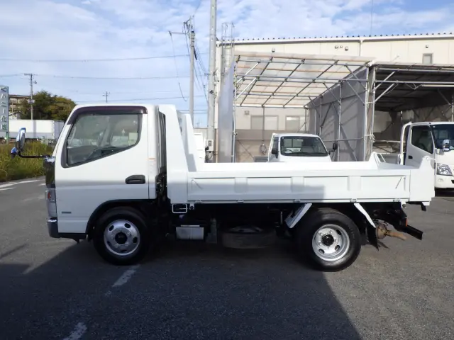 三菱 キャンター TKG-FBA60(2WD)の写真3