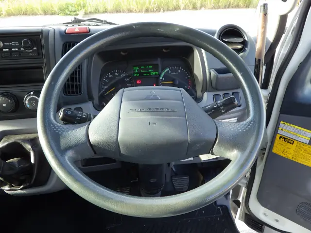 三菱 キャンター TKG-FBA60(2WD)の写真16
