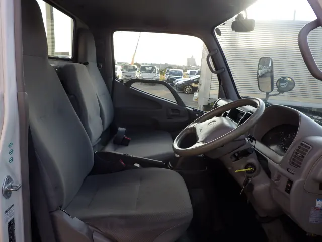 トヨタ ダイナ QDF-KDY221(2WD)の写真7