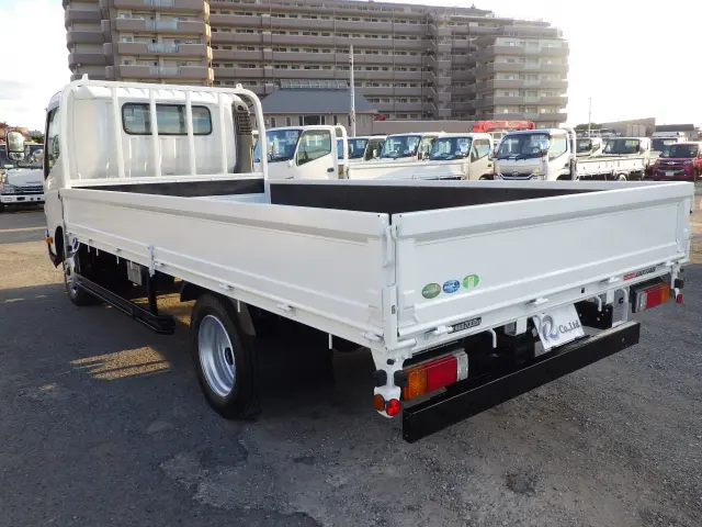 日野 デュトロ 2RG-XZU710M(2WD)の写真2