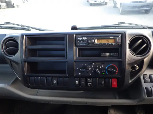 日野 デュトロ 2RG-XZU710M(2WD)の写真9