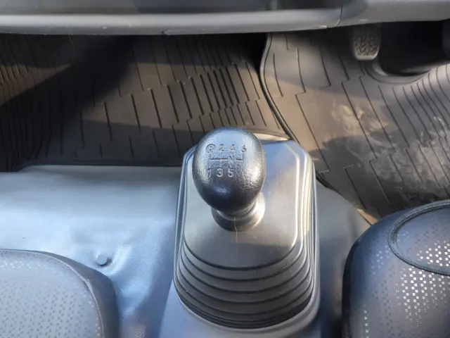 日野 デュトロ 2RG-XZU710M(2WD)の写真14