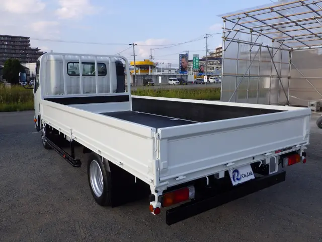 日野 デュトロ 2RG-XZU710M(2WD)の写真2