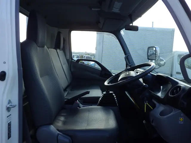 日野 デュトロ 2RG-XZU710M(2WD)の写真7