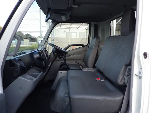 日野 デュトロ 2RG-XZU710M(2WD)の写真8