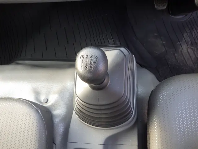 日野 デュトロ 2RG-XZU710M(2WD)の写真17